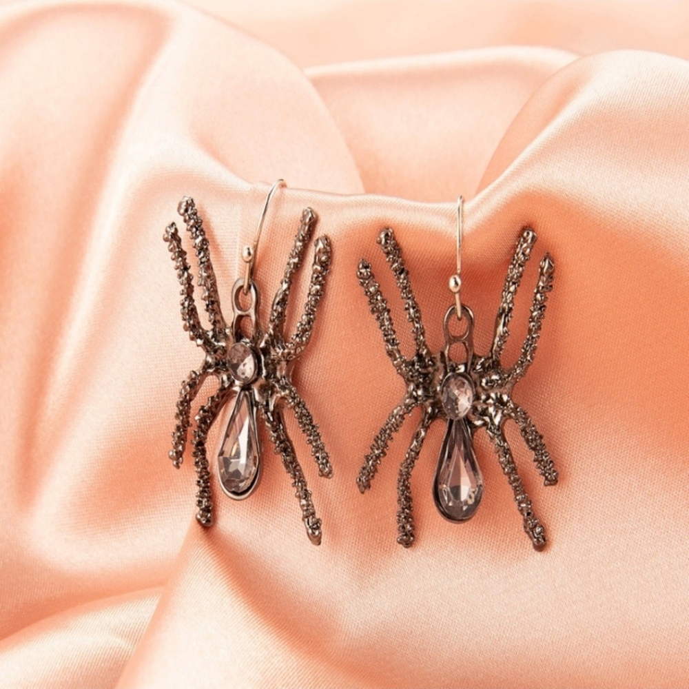 Gothic spider drop earrings